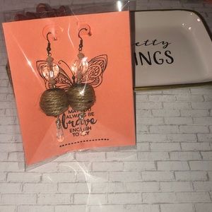 Jute and acrylic bead dangle earrings